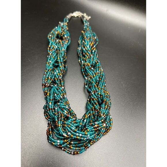 Twisted Bead Necklace - Picture 2 of 6